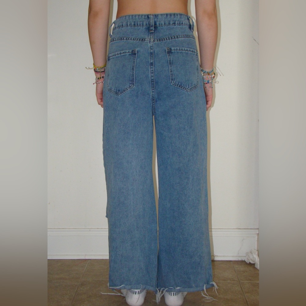 baggy boyfriend jeans with holes
